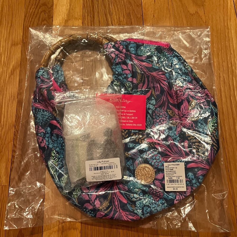 NWT Lilly Pulitzer Bamboo Purse and Earring Set